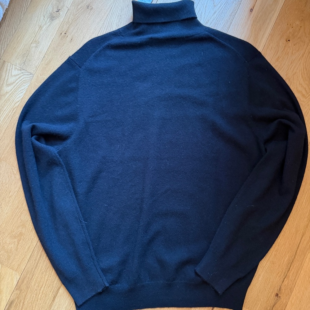 Brand New Paul Fredrick Cashmere Black Turtleneck Sweater - Picture 3 of 5